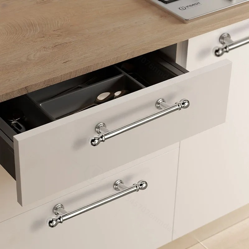 フランスのクロムメッキ亜鉛合金キャビネットハンドル、モダンで - Cabinet Handle Pull のレビューと価格