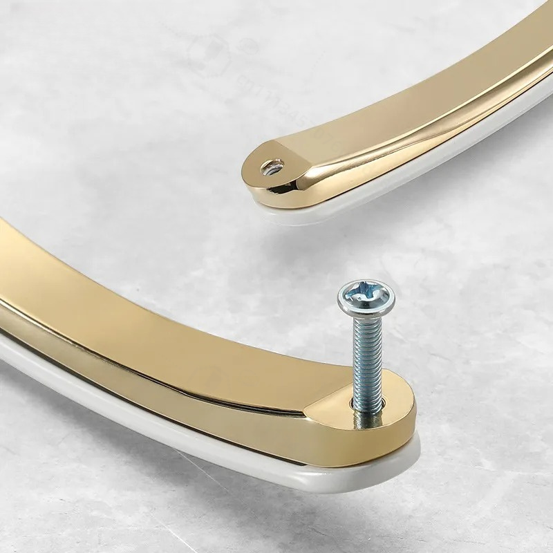 モダンなシンプル亜鉛合金製キャビネット引き出しハンドル、軽量 - Cabinet Handle Pull のレビューと価格